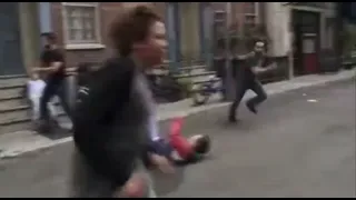 Taper des enfants