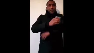 Bras croisés